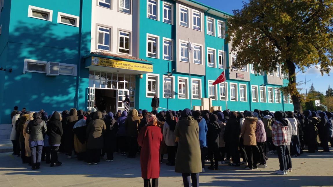 Şükrü Doruk Kız Anadolu İmam Hatip Lisesi Fotoğrafı